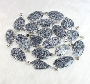 สร้อยคอจี้แจสเปอร์สไตล์โบฮีเมียนแบบพิโนลิธประดับอัญมณีธรรมชาติพร้อมตัวเรือนชุบเงิน - Product Image 4