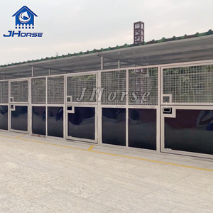 Stalles de chevaux préfabriquées modulaires portables pas chères, portes en acier pour écuries, hangar pour chevaux - Product Image 5