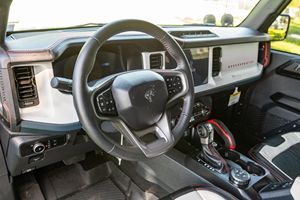 Ford Bronco Heritage Edition 2025 Usado, 1200 Millas, EcoBoost V6 4WD, Paquete Heritage Limited R - Product Image 3