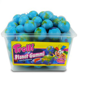 Trolli Planet Gummi, masticar la Tierra nunca se ha parecido a algo más que una experiencia divertida. Compra Trolli PLANET GUMMI, gomitas de frutas blandas con centro líquido, 1 bolsa. - Product Image 6