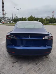 MODEL 3 STANDARD Plus I d'occasion 2022, faible kilométrage, automatique, toit ouvrant panoramique, feux LED, feux diurnes LED, 6 places, prêt à rouler - Product Image 4