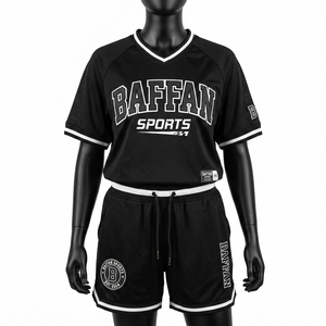 Conjunto Deportivo Premium de Malla de Poliéster Transpirable, Negro con Paneles de Rayas Blancas, Logotipo Personalizado por Sublimación, Uniforme Deportivo para Mujer - Product Image 1