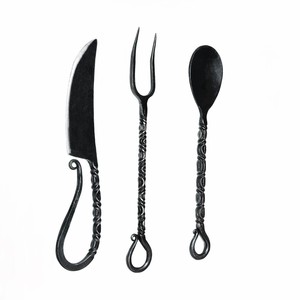 Ensemble de couverts vintage noirs en métal de haute qualité pour restaurant hôtel usage domestique à prix abordable - Product Image 1