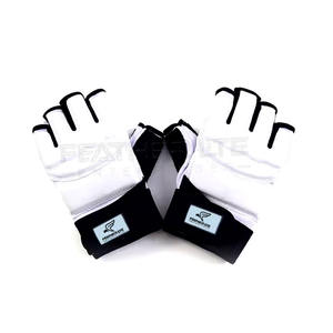 2024 Top vente gants de boxe Taekwondo meilleur prix vêtements de sport en cuir pour adultes marque privée pour le Taekwondo et la boxe - Product Image 1