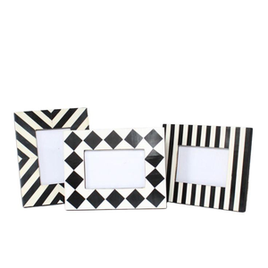 Cadre photo en bois et résine avec incrustations d'os fait à la main, pichet pour la décoration de la maison et des restaurants ; Cadre photo en vente chaude, incrustations d'os traditionnelles - Product Image 4