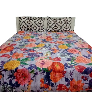 Venta caliente Reversible Kantha edredón hecho a mano indio Vintage Floral impreso algodón colcha manta suave para uso en Hotel - Product Image 1