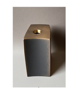 Une boîte de rangement légère et durable en bambou naturel, servant également de collecteur de cendres sûr lorsque le bâton est allumé à l'intérieur. - Product Image 1