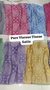 Tela de viscosa pura de primera calidad con brillo metálico de lujo, material suave para sarees de diseñador, conjuntos de boutique y lehengas de boda. - Product Image 4