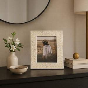 Mother of <b>pearl</b> <b>photo</b> <b>frame</b> premium handcrafted decorative <b>frame</b> for upscale interior styling - Product Image 1