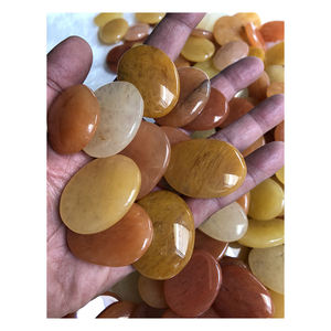 Aventurine Offre Spéciale polie rouge jaune cristal naturel Agate pierres précieuses pierres d'inquiétude plates ovales sculptés pour la décoration intérieure Style d'amour - Product Image 3