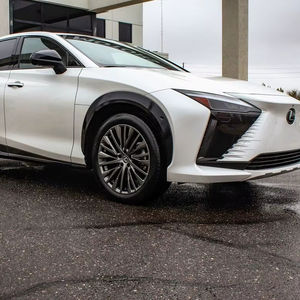 Neatly 2023 Le-xuus RZ 450e Luxury AWD Plus Sans Accident Conduite à Gauche/Droite - Product Image 1