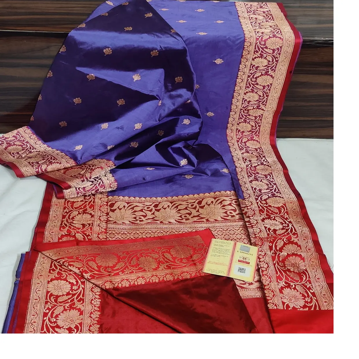 패션 디자이너 및 패션 상점에 이상적인 로얄 블루 컬러 브로케이드 실크 원단 및 sarees로 맞춤 제작