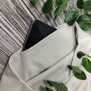 Conjunto de Top Deportivo y Pantalones de Yoga de Compresión para Mujer, Cuello Halter en V, Secado Rápido, Efecto Levanta Glúteos, Transpirable, Diseño Sólido, para Entrenamientos - Product Image 4