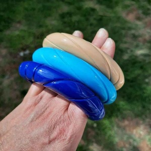 Bracelets et joncs en résine pour femmes, nouvelle collection, bijoux de style ange pour les fêtes et les mariages, haute qualité - Product Image 1