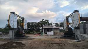 Machine de scie à fil mono à des prix abordables avec PLC Machine de scie à fil à panneau automatique à usage industriel - Product Image 2