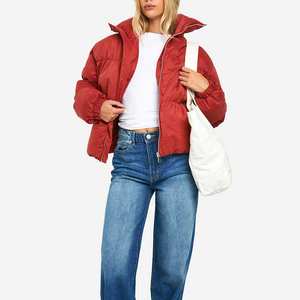 Veste matelassée OEM de haute qualité pour femmes, respirante et de nouveau design pour l'hiver, fermeture à glissière grande taille, courte longueur - Product Image 4