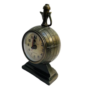 Reloj de escritorio vintage Reloj de mesa de latón Reloj antiguo. De Calvin artesanía - Product Image 6