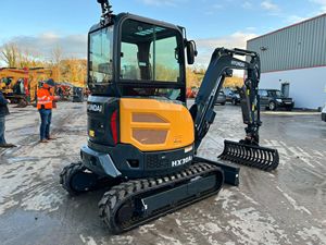 Mini-excavatrice KOOP haute performance de 4 tonnes, excavatrice à chenilles agricole, pompe KYB, cylindre Bosch Rexroth, garantie d'un an, livraison rapide - Product Image 2