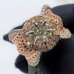 Élégante bague de fiançailles luxueuse en or massif 14K et 18K avec de vrais diamants naturels, taille ronde et brillante, certifiée par un tiers - Product Image 1