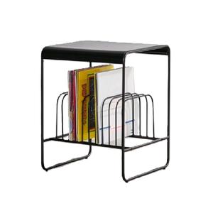 Porte-revues en métal fini laiton Antique haute tendance classique élégant moderne Vintage porte-revues décoratif - Product Image 3