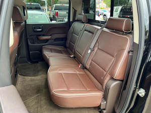 Chevrolet Silverado 1500 High Country Crew Cab 4WD 2015, Económico, Volante a la Izquierda/Derecha - Product Image 3