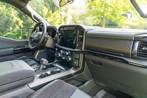 F-150 Rapt0r R 2023 ~6 700 milles, V8 suralimenté de 700 ch, 4 roues motrices, non modifié - Product Image 5