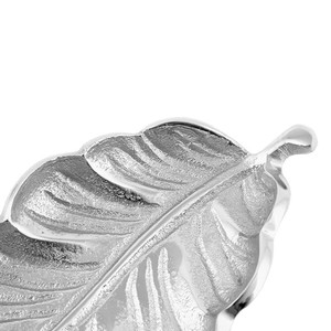 Plateau décoratif en métal aluminium avec texture de feuille réaliste, vaisselle réutilisable de style Art Déco - Product Image 6