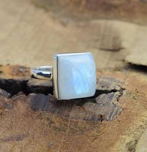 Rainbow Moonstone Ring 925 Sterling Silver Handmade Gemstone Jewelry Women Fashion Statement Ring Elegant Gift - Product Image 3