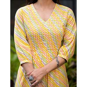 Kurti Recto Lehariya de Algodón Amarillo Hecho a Mano, Estilo Pakistaní, Vestido Indio con Salwar Lehenga, Salwar Kameez Estampado a Mano - Product Image 2