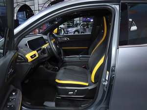 รถยนต์ไฟฟ้าจีน Good cat GT EV 5 ประตู 5 ที่นั่ง รถอัจฉริยะ ระยะทางวิ่ง 201-300 กม. ตามมาตรฐาน NEDC แบตเตอรี่ 50-70 กิโลวัตต์ชั่วโมง - Product Image 5