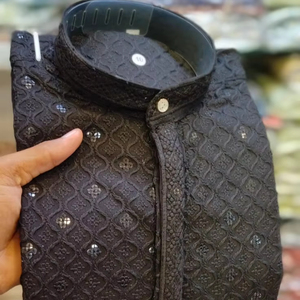 Vêtements ethniques de fête avec broderie pour hommes Kurta ethnique pour fête et mariage Fonction Kurta longue traditionnelle avec robe Churidar - Product Image 1