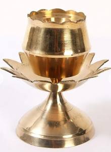 Porte-encens en laiton doré Brûleur d'encens en métal pour la maison et la décoration religieuse Brûleur d'encens en laiton - Product Image 5