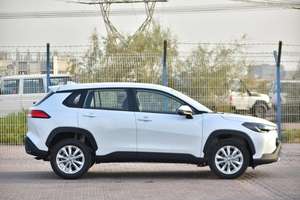 TOYOTA COROLLA CROSS 1.8L ESSENCE 2022 à - Product Image 3