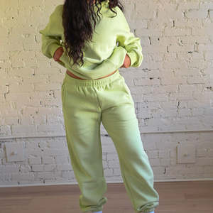 Conjunto Deportivo de Alta Calidad, Sudadera con Capucha de Manga Larga y Pantalones Largos de Felpa de 340 g/m², Color Sólido, Estilo Informal para Invierno - Product Image 3