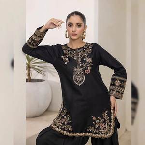 LANCEMENT DU NOUVEAU DESIGNER KURTA PENT SET TISSU CRÊPE NATUREL LOURD AVEC BRODERIE LOURDE - Product Image 2