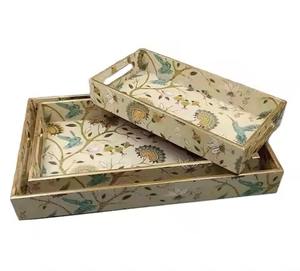 Plateau de service en bois avec motif imprimé en émail pour la nourriture, le thé, le café et l'utilisation à la maison - Product Image 1