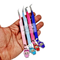 Pinces à cils en acier inoxydable de haute qualité avec logo et couleur personnalisés - Antistatiques, durables, préhension parfaite pour les extensions de cils