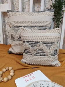 Funda de Almohada Tejida a Rayas, Diseño Hecho a Mano, Logotipo Personalizado de Lujo, Marca Privada, Relleno 100% Algodón, Lavable - Product Image 5