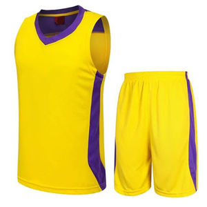 Uniformes de Baloncesto de Verano Unisex Personalizados de Talla Grande, Transpirables, Anti-UV, de Secado Rápido, Impresión Sublimada Personalizada, Venta al Por Mayor - Product Image 3