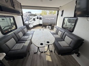 Ventes aux enchères de remorques neuves et d'occasion 2021 K-Z Rv Sport-smen Le 250THLE – Fournisseur de remorques de voyage prêt à la vente - Product Image 2