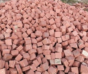 Pierre champignon en grès rouge naturel pour mur - Product Image 2