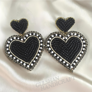 Boucles d'oreilles en perles pour la Saint-Valentin Boucles d'oreilles en forme de cœur romantique faites à la main pour l'amour et la célébration Parfait pour les filles - Product Image 5