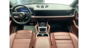 Gọn gàng sử dụng 2024 P O r S C H E cayenne turbo e-hybrid SUV số dặm thấp - Product Image 2