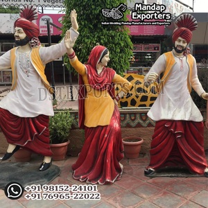 Exhibición Temática de Pueblo Cultural Indio para Decoración de Restaurantes al Aire Libre, Compre Estatuas de Fibra con Temática Punjabi Virsa para Restaurantes en EE. UU. - Product Image 4