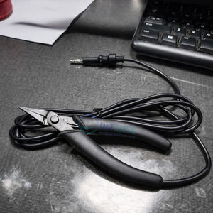 Herramienta de Acero Inoxidable para Hacer Lazos en Joyería, con Agarre Blanco para Lazos Perfectos y Consistentes en Todo Momento - Product Image 4