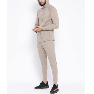 Entraînement sportif Survêtement homme tissu doux au toucher offrant une flexibilité pour les mouvements actifs pendant la course ou la gym - Product Image 4