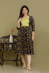 Premium Quality Short Gown With Sequence Embroidery Work on Neck Cotton Fabric Handloom Indian Manufacturer - Product Image 4
