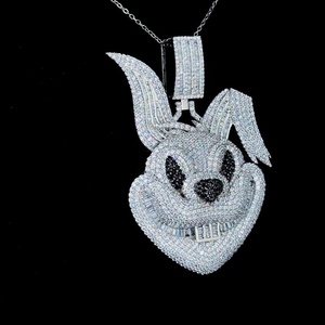 Pendentif Croix Personnalisé en Argent 925 Style Hip Hop, Design Tendance Streetwear Sertie de Diamants Moissanite, Breloques Personnalisées - Product Image 3