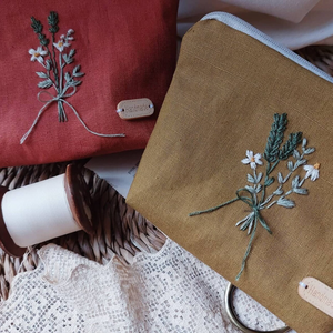 กระเป๋าผ้าลินินปักมือพร้อมเย็บปักถักร้อยกระเป๋าเป้สะพายหลังผ้าลินินสีต่าง ๆ ผ้าลินินนุ่ม 100% OEM ผลิตในเวียดนาม - Product Image 4