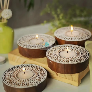 Bougeoir de table élégant et blanc pour la décoration d'intérieur Bougeoir de table élégant pour le salon, la chambre à coucher et la décoration de mariage - Product Image 2